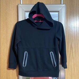 Hollywood Kids Black Hoodie sweatshirt size Small/8.  2 front zippered pockets